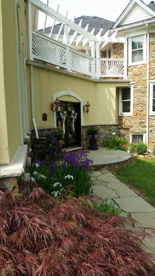 Stone Manor Boutique Inn Britain Exterior foto